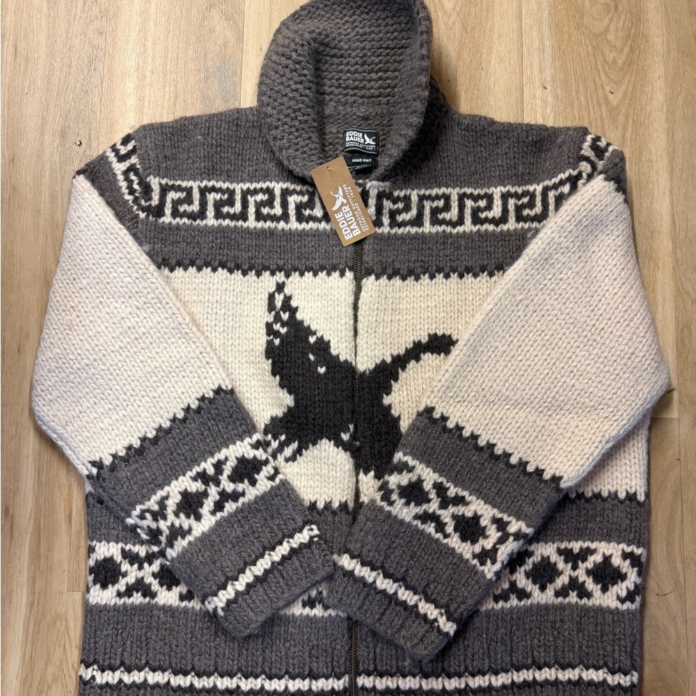 Eddie Bauer Cream and Brown cowichan style goose Sweater New with tag